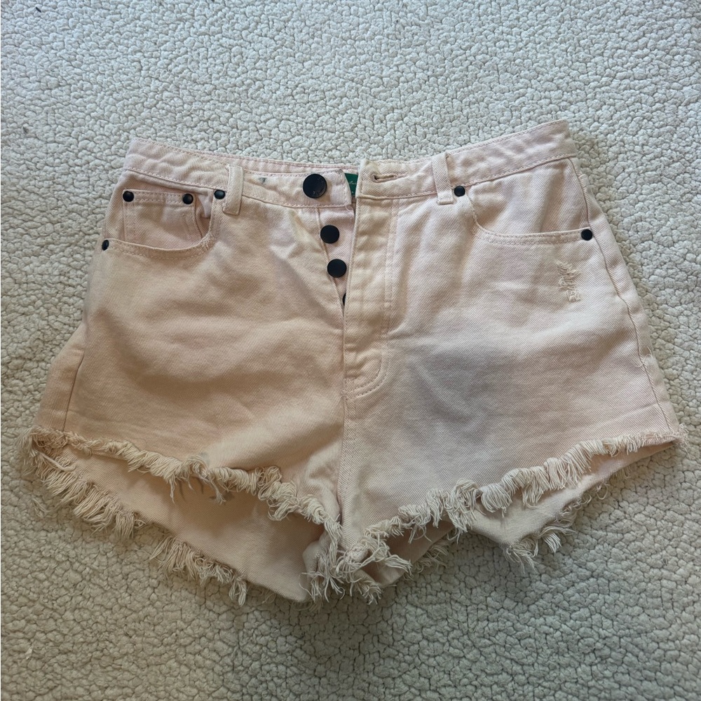 Signature Cream Jean Shorts